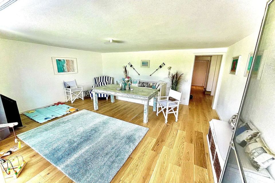 Eingang von draußen zum Wohnzimmer Eingang von draußen zum Wohnzimmer, Foto: Hüller