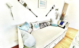 Schlafsofa ausziehbar 160x200 im Wohnzimmer, Foto: Hüller