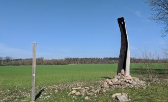 Kunstwanderweg - Steinquelle, Foto: TMB-Fotoarchiv/Antje Tischer