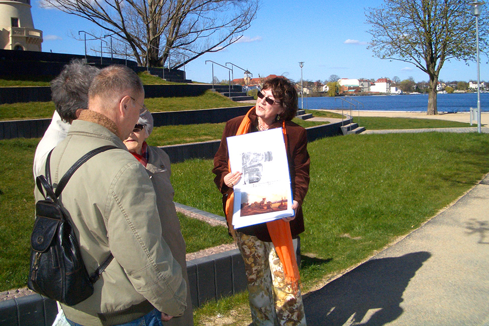 Rosi Tours, Führung am See Rosi Tours, Führung am See